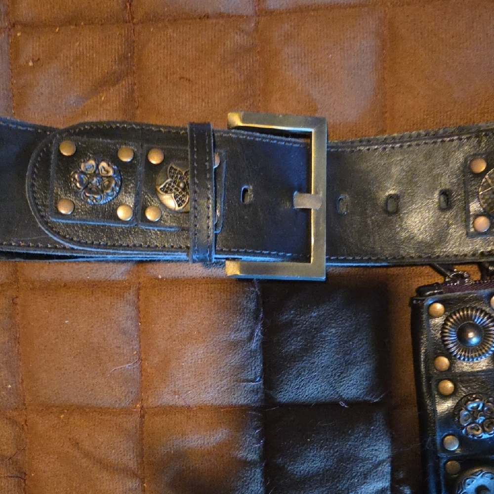 Dark Browish/Black Studded Leather-Like Belt with Detachable Small Bag - Picture 2 of 7
